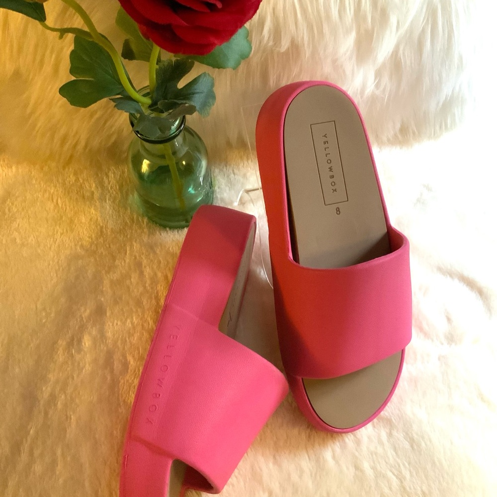 Yellow Box Vibrant Pink Women's Sandals